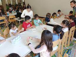 Celebra IEC Día Internacional de la Mujer y la Niña en la Ciencia en la Biblioteca Central