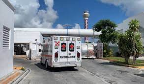 Dona el aeropuerto de Cancún una ambulancia usada a la Cruz Roja