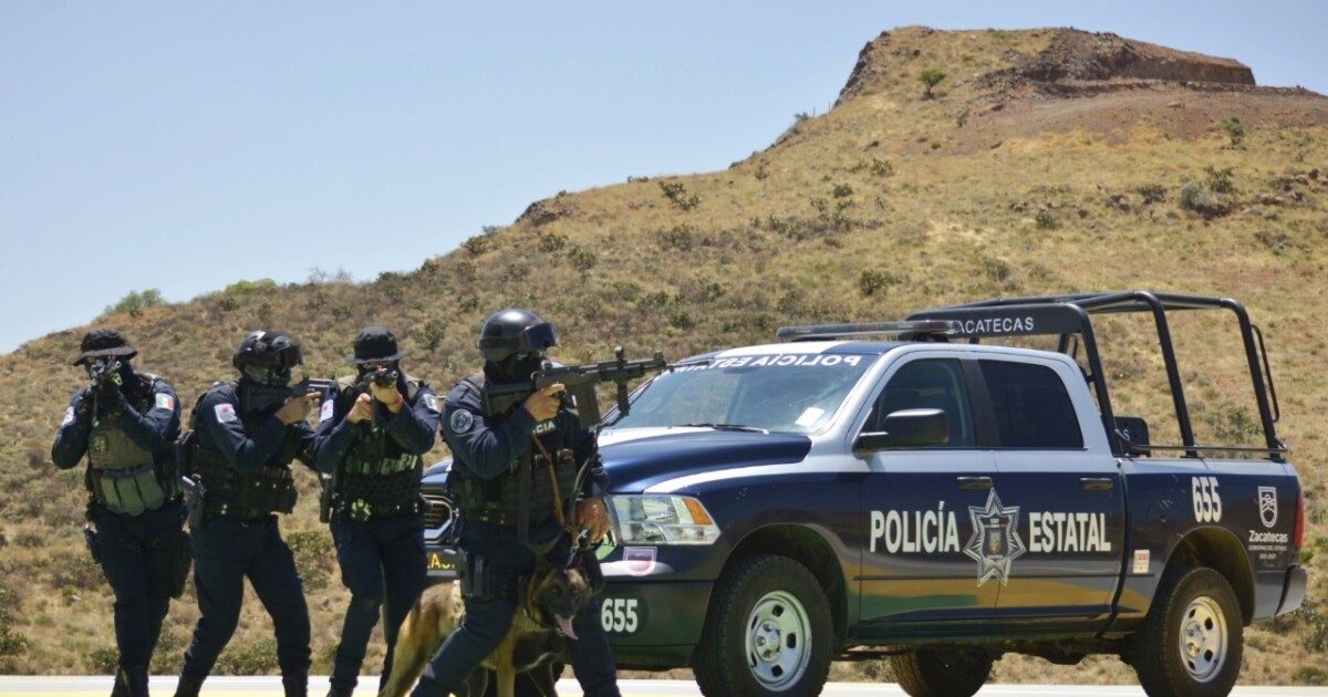 Tras agresión en Fresnillo, elementos de la Policía Estatal aseguraron armas de fuego