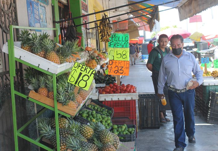 Inflación golpea a los tianguistas de Cancún