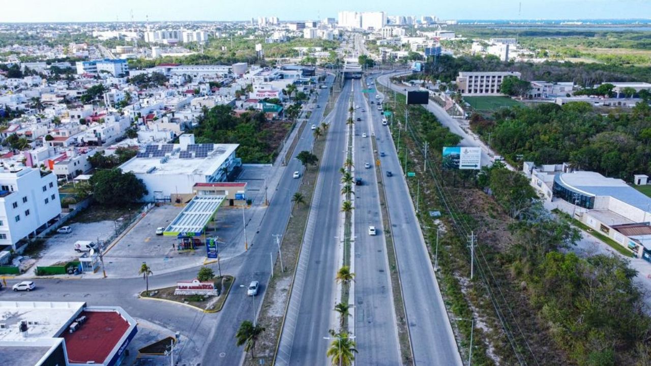 Definen rutas alternas por obras en el bulevar Colosio de Cancún