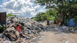 Buscan limpiar la basura en Holbox